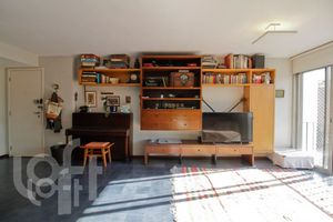 Image 29 - 409231