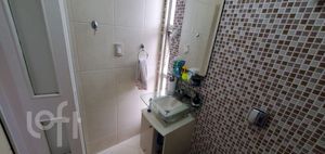Image 11 - 409986
