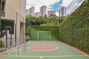 Image 10 - 410978