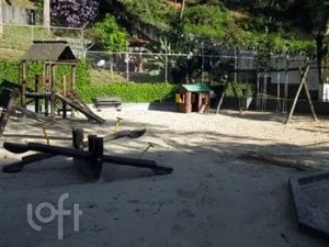 Image 6 - 411668