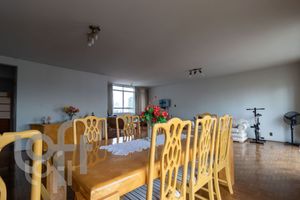Image 20 - 414340
