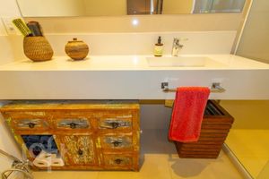 Image 1 - 414400
