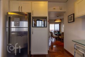Image 33 - 414400