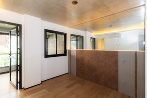 Image 19 - 419437