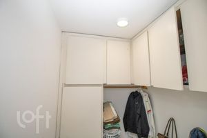 Image 17 - 422651
