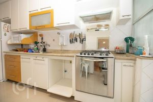 Image 14 - 422651