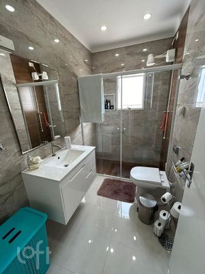 Image 11 - 422946