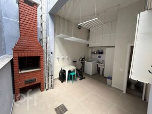 Image 29 - 422946
