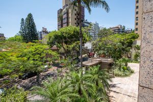 Image 39 - 4242