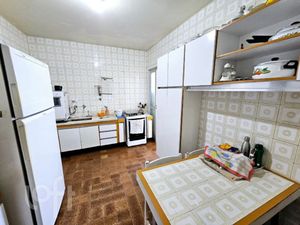Image 6 - 425008