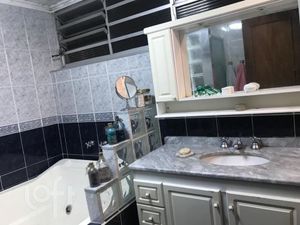 Image 13 - 425294