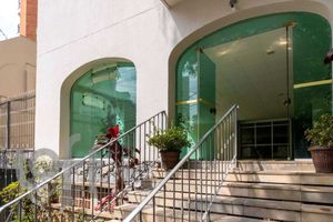 Image 31 - 425372