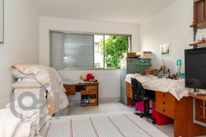 Image 10 - 425372