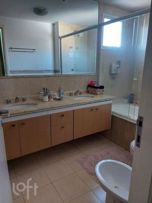 Image 1 - 425721