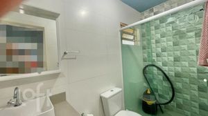 Image 1 - 426569