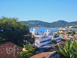 Image 10 - 427116