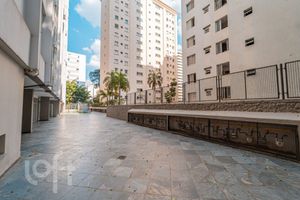 Image 32 - 427799