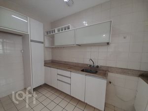 Image 9 - 427856