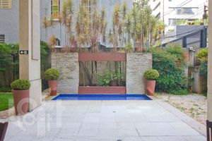 Image 57 - 427902