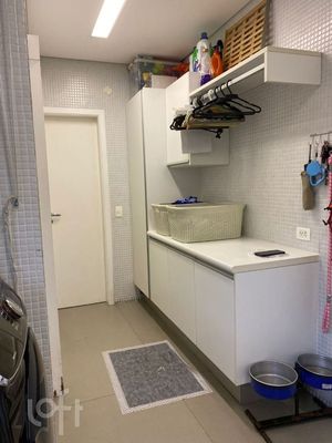 Image 18 - 427924