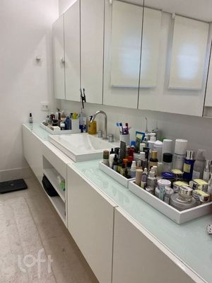 Image 15 - 427924