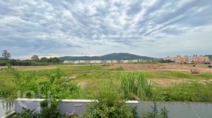 Image 44 - 428100
