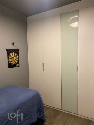 Image 11 - 428235