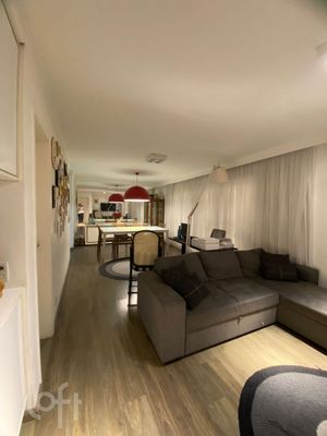 Image 13 - 428235