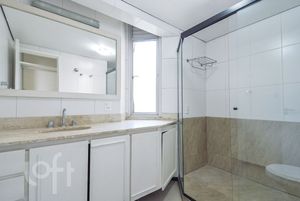 Image 30 - 428275