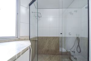 Image 31 - 428275