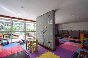 Image 50 - 428275