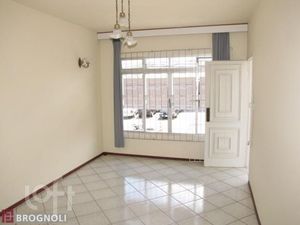 Image 11 - 429066