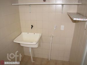 Image 5 - 429066