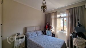 Image 13 - 429125