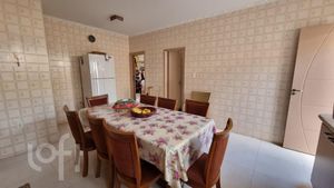 Image 26 - 429125