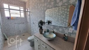 Image 11 - 429125