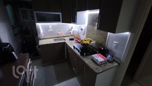 Image 10 - 429243