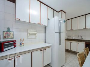 Image 27 - 429585
