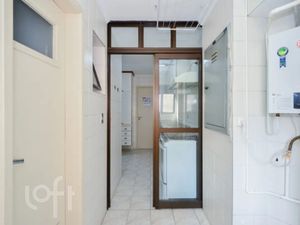 Image 31 - 429585