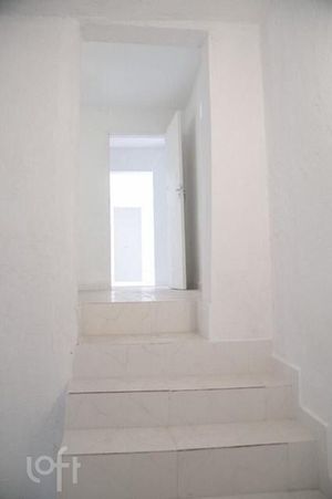 Image 7 - 429972