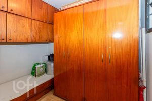 Image 38 - 430115