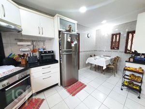 Image 15 - 431092