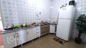 Image 17 - 431096