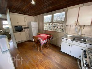 Image 8 - 431166