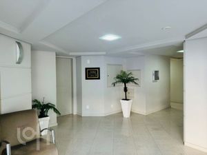 Image 30 - 431215