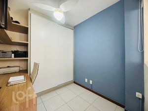 Image 19 - 431215