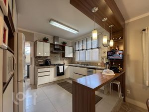 Image 25 - 431526