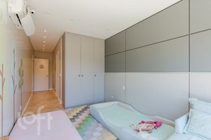 Image 34 - 431540