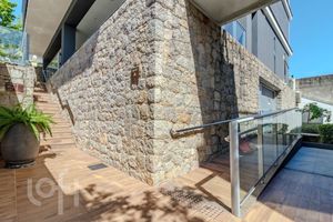Image 44 - 431583