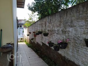 Image 19 - 431659